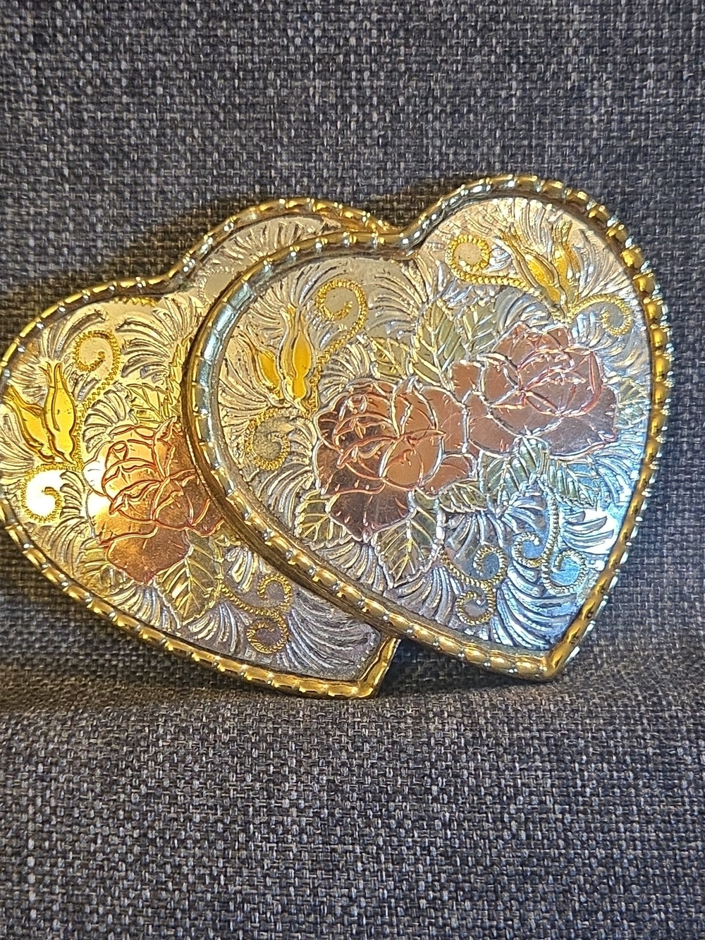 Heart-Shaped Floral Metallic Key & Card Holder - Gold, Silver, Rose Gold